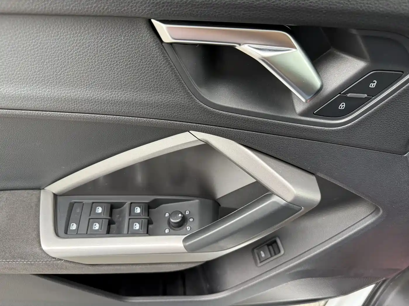 Audi Q3 2022 35 TFSI Fashion Dynamic фото 4