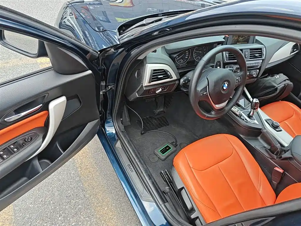 BMW 1 Series (Import) 2016 118i Leading фото 16