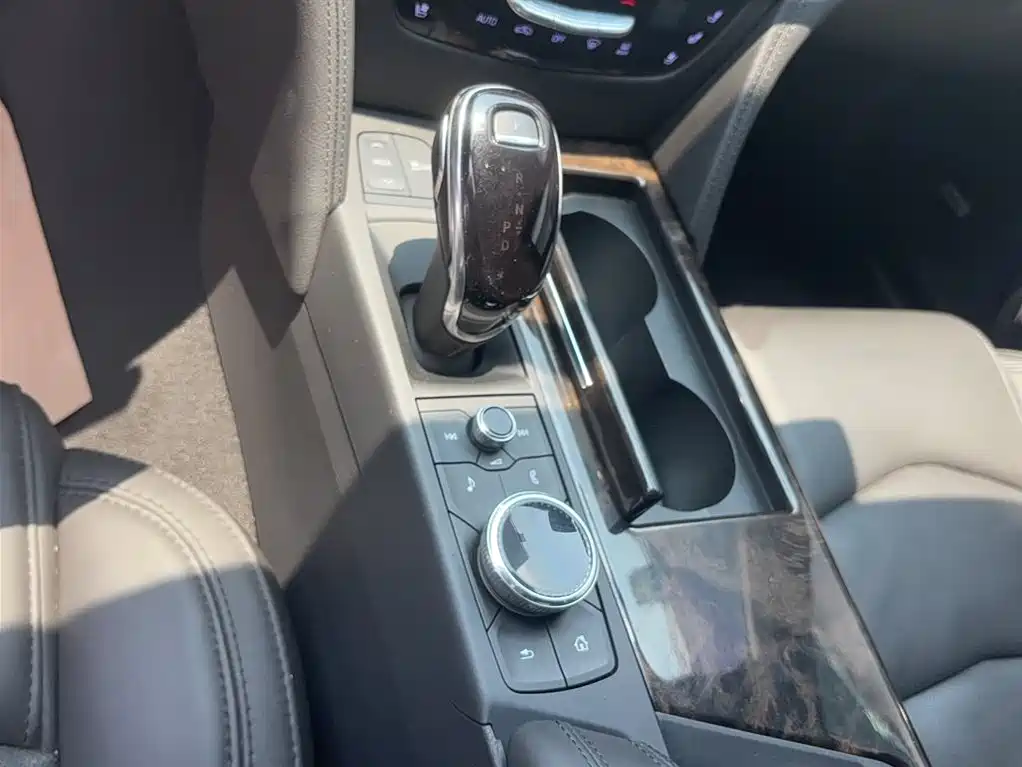 Cadillac CT6 2022 28T Luxury фото 7