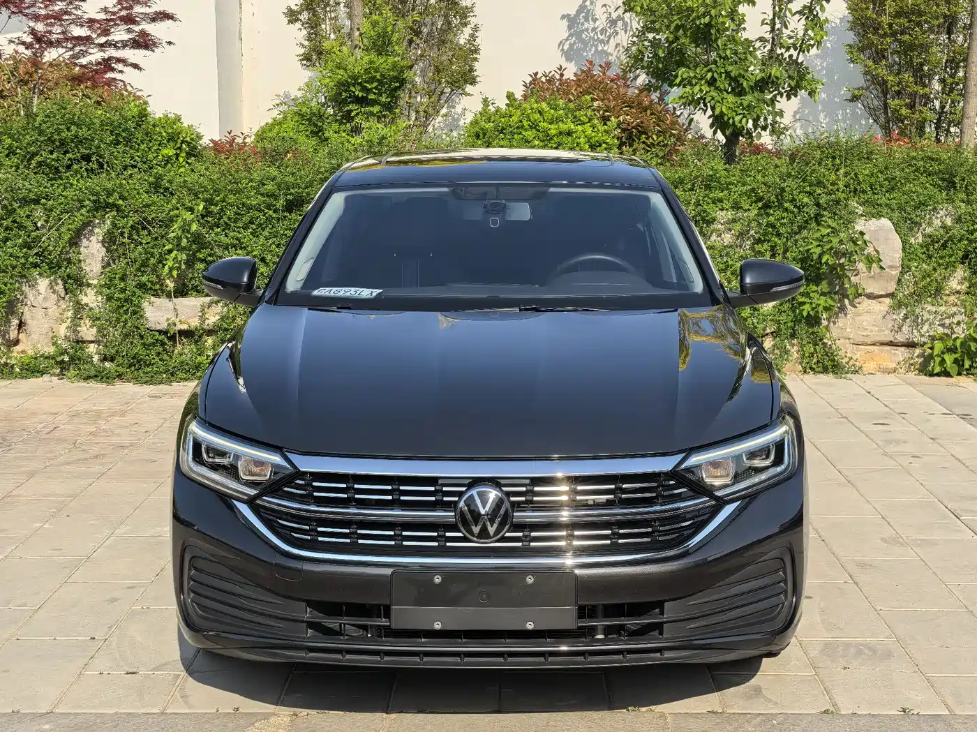 Volkswagen Sagitar 2024 300TSI DSG Flying Edition фото 2
