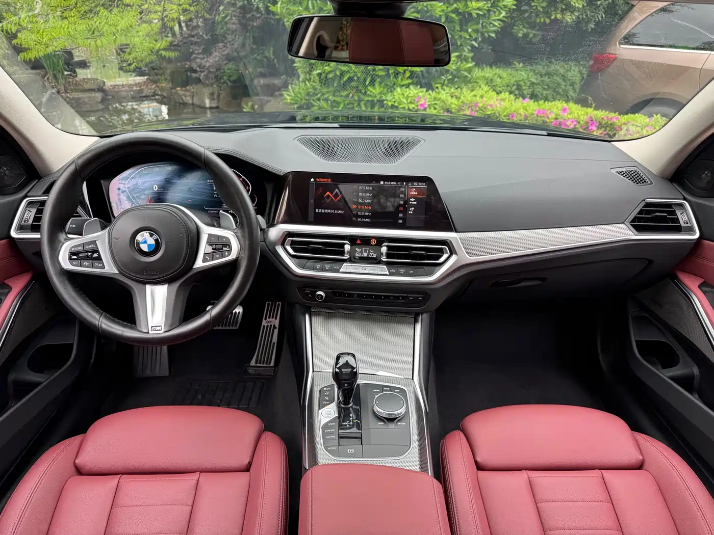 BMW 3 Series 2021 330Li xDrive M Sport Night Edition фото 11
