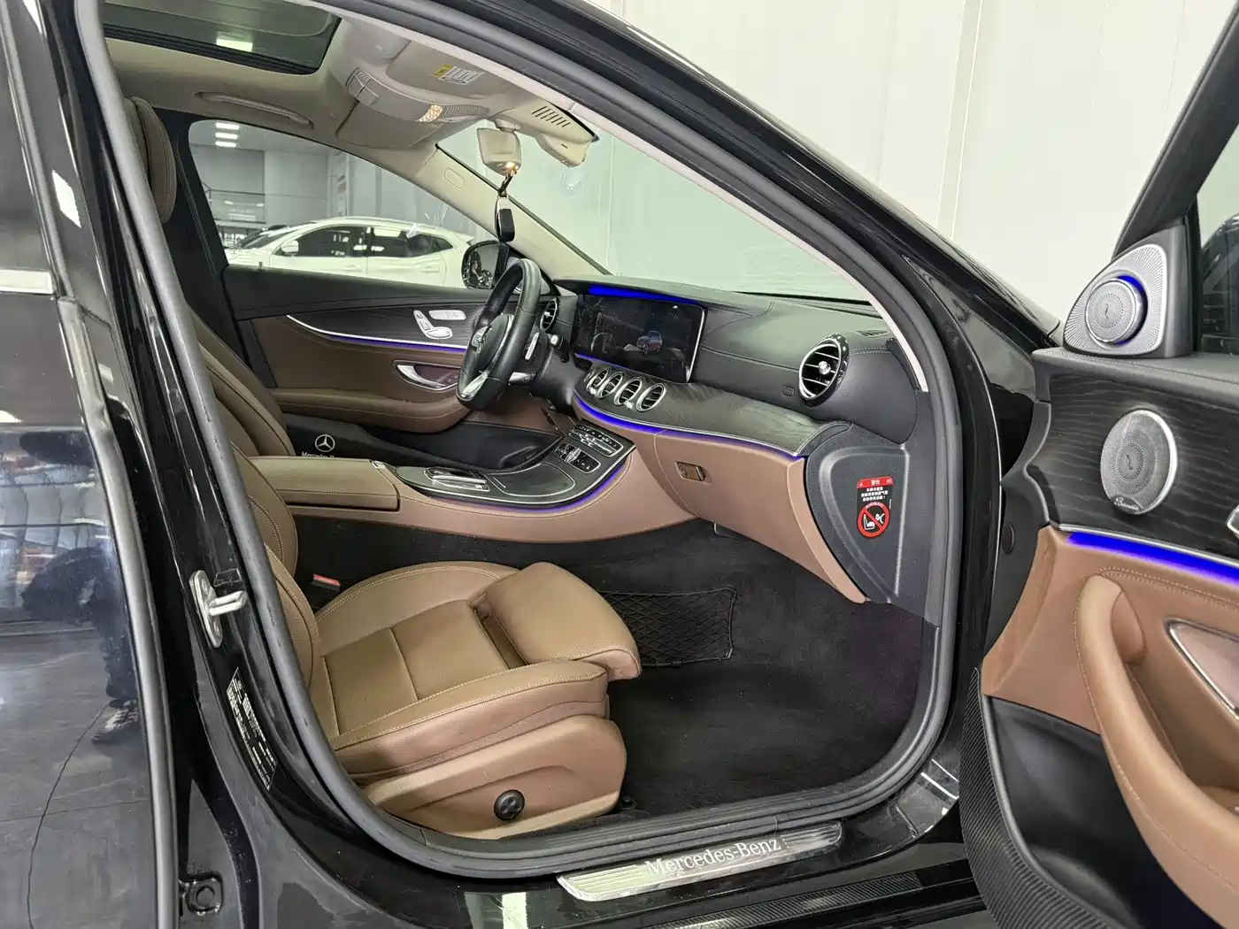 Mercedes-Benz E-Class 2020 E 260 L фото 7