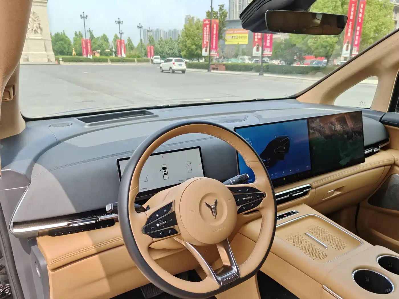 Voyah Auto Voyah Dreamer 2025 PHEV AWD Flagship Kunpeng Edition фото 16