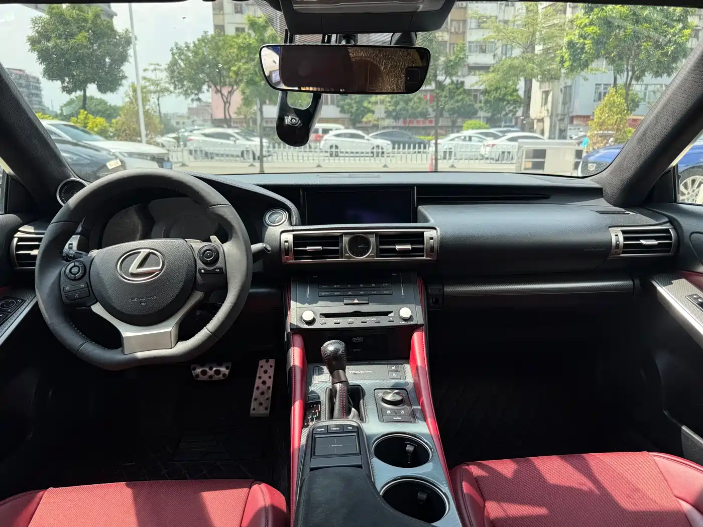 Lexus IS 2017 2015 200t F SPORT