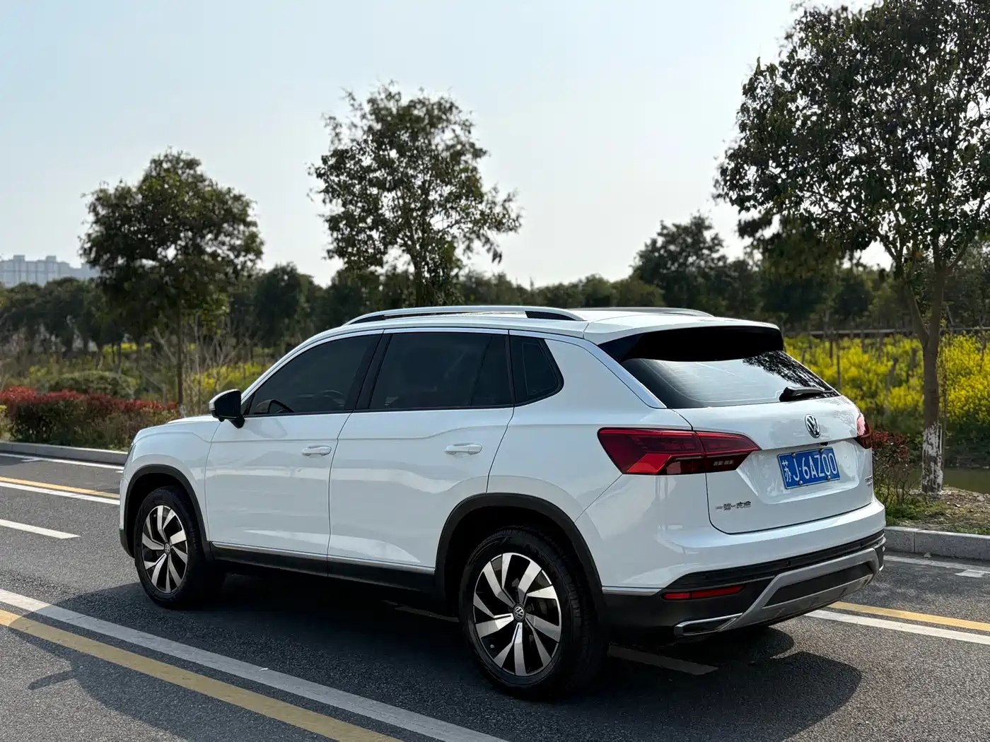Volkswagen Tayron 2019 330TSI 2WD Luxury China VI фото 4