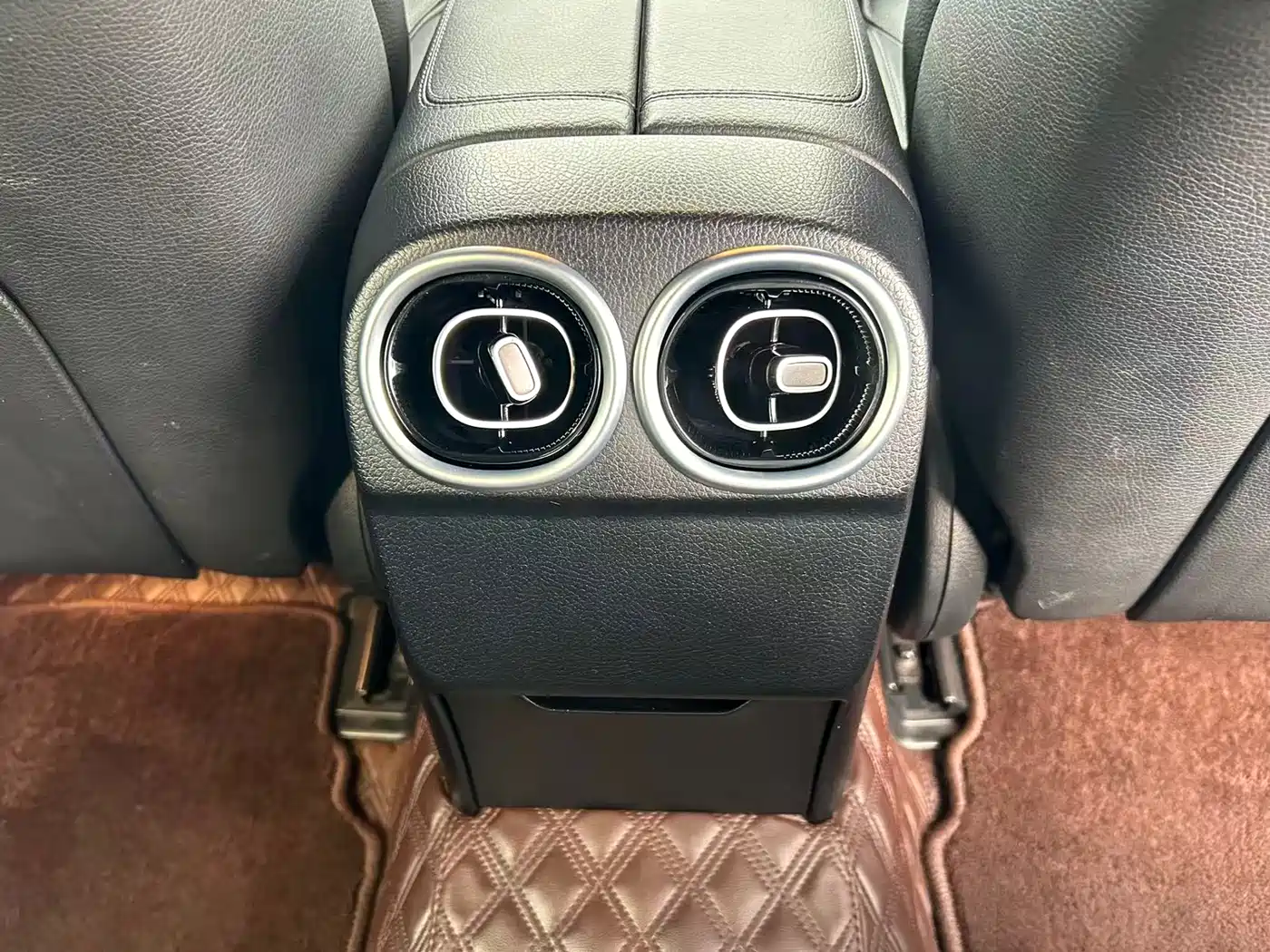 Mercedes-Benz C-Class 2022 C 200 L Sport Version фото 13