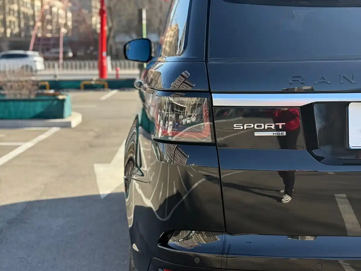 Land Rover Range Rover Sport 2014 3.0 SC V6 HSE фото 15