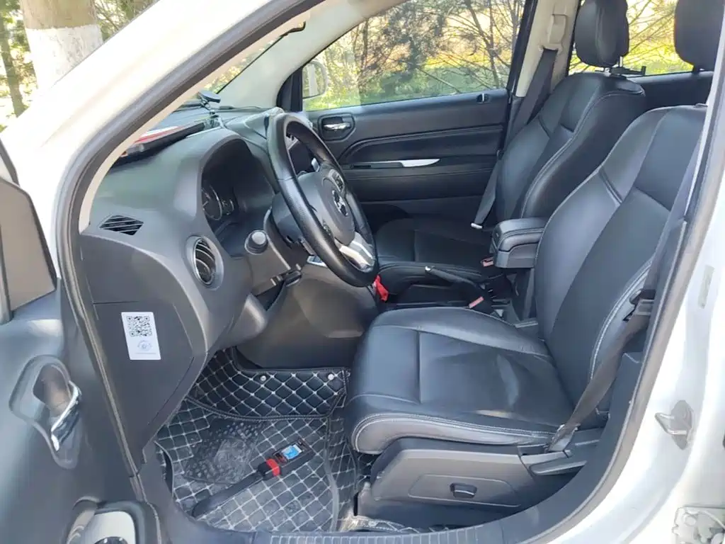 Jeep Compass (Import) 2015 2014 Facelift 2.4L 4WD Luxury Edition
