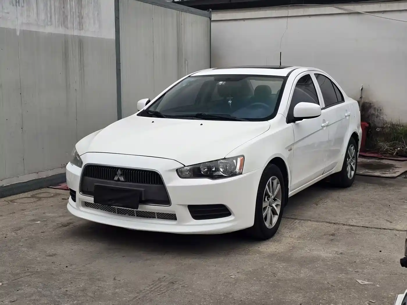 Mitsubishi Lancer EX 2013 Fashion Edition 1.8L Manual Comfort
