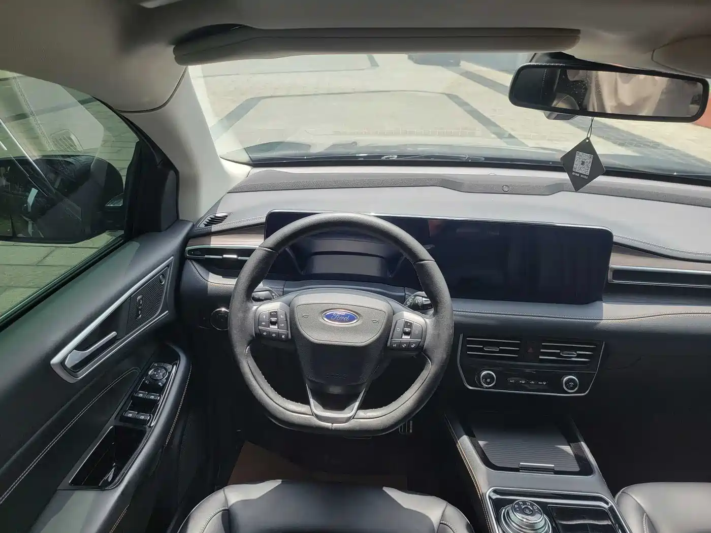 FORD SHARP WORLD