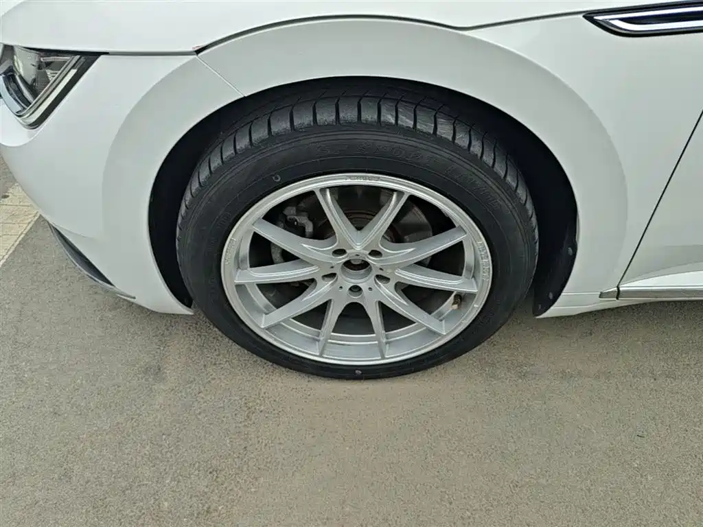 Volkswagen FAW-Volkswagen CC 2019 330TSI Elegance Edition China VI фото 23
