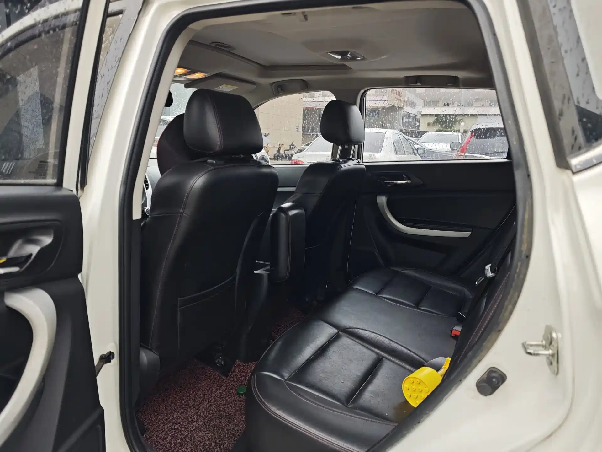 Photo 3 - Changan CS35