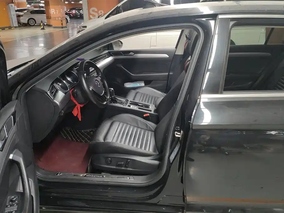 Volkswagen Magotan 2019 330TSI DSG Leading China V фото 9