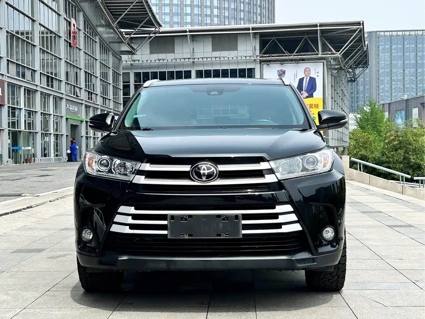 TOYOTA HIGHLANDER
