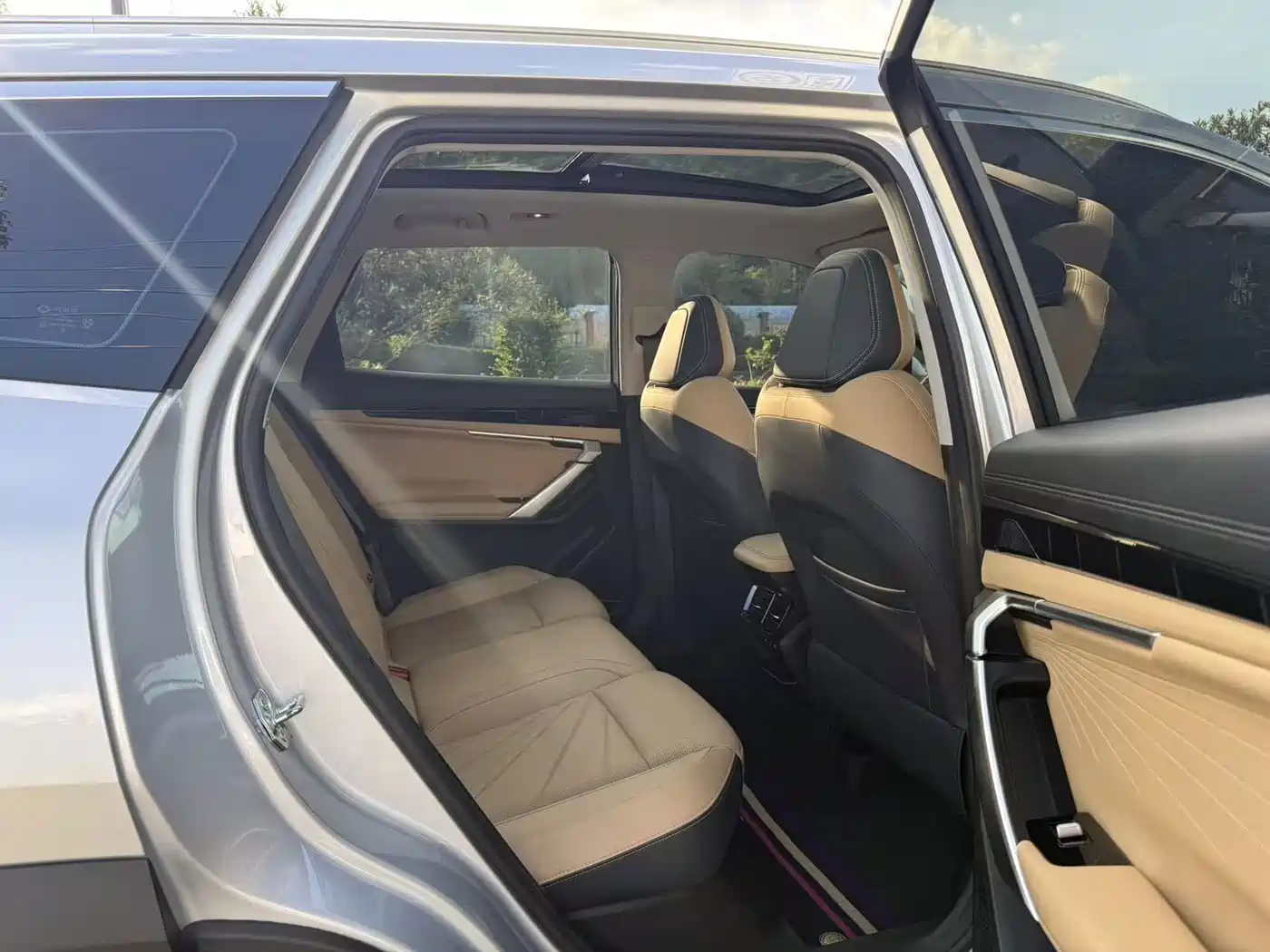 Geely Boyue L 2023 2023 1.5TD DCT Premium