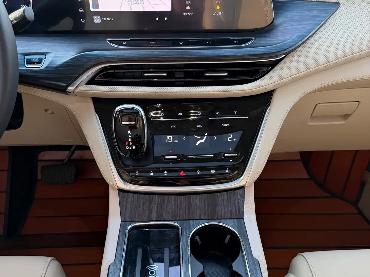 Buick GL8 2023 ES Landmaster Exclusive фото 21