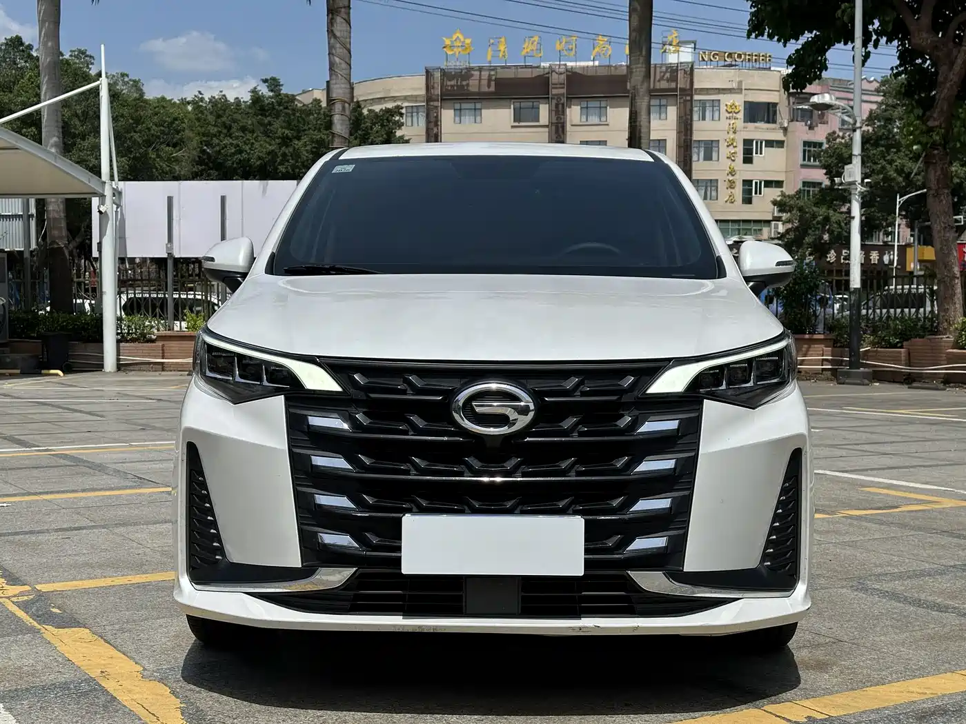 GAC TRUMPCHI TRUMPCHI M6