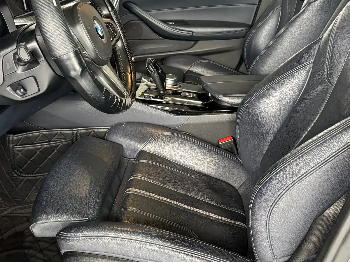BMW 5 Series (Import) 2019 525i M Sport Package фото 5