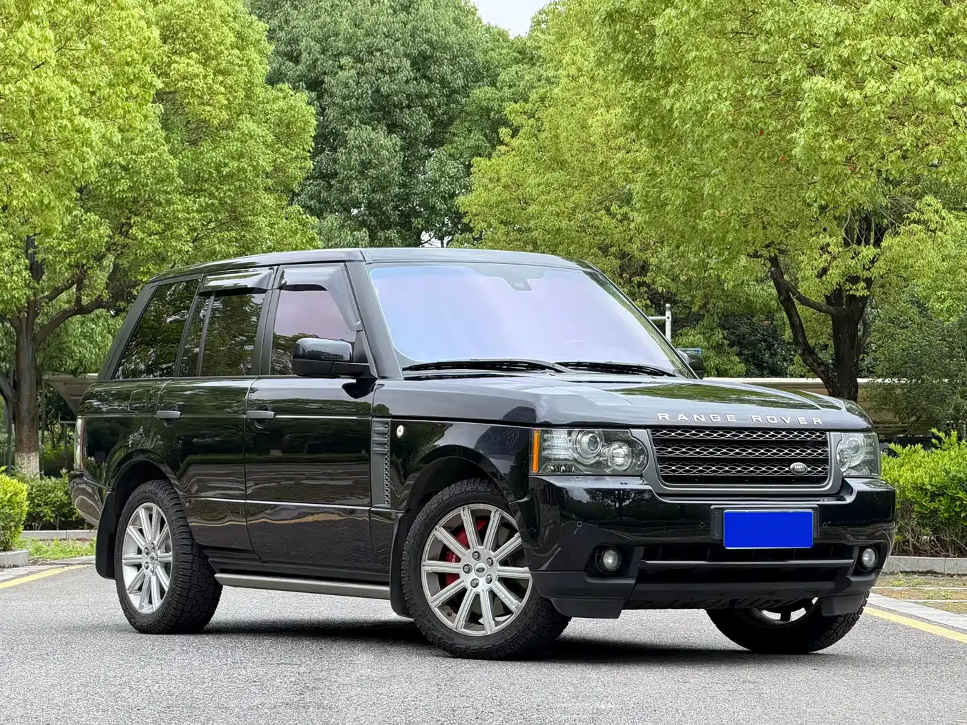 Land Rover Range Rover 2011 5.0 NA V8 HSE фото 3