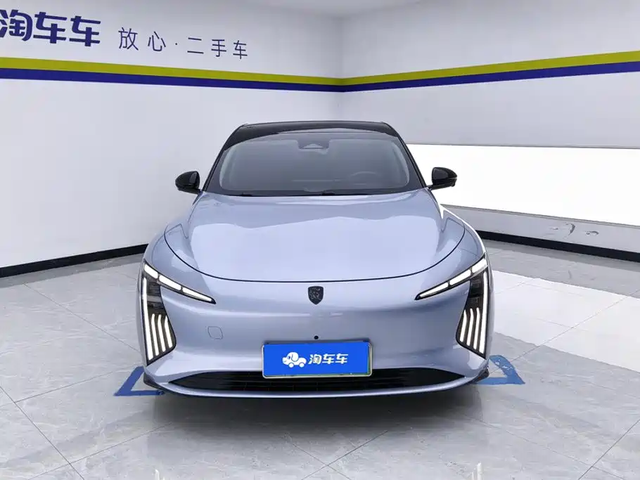 Dongfeng Fengxing Stellar S7 2025 2026 Model 650 Ultra-Fast Charge Luxury Edition