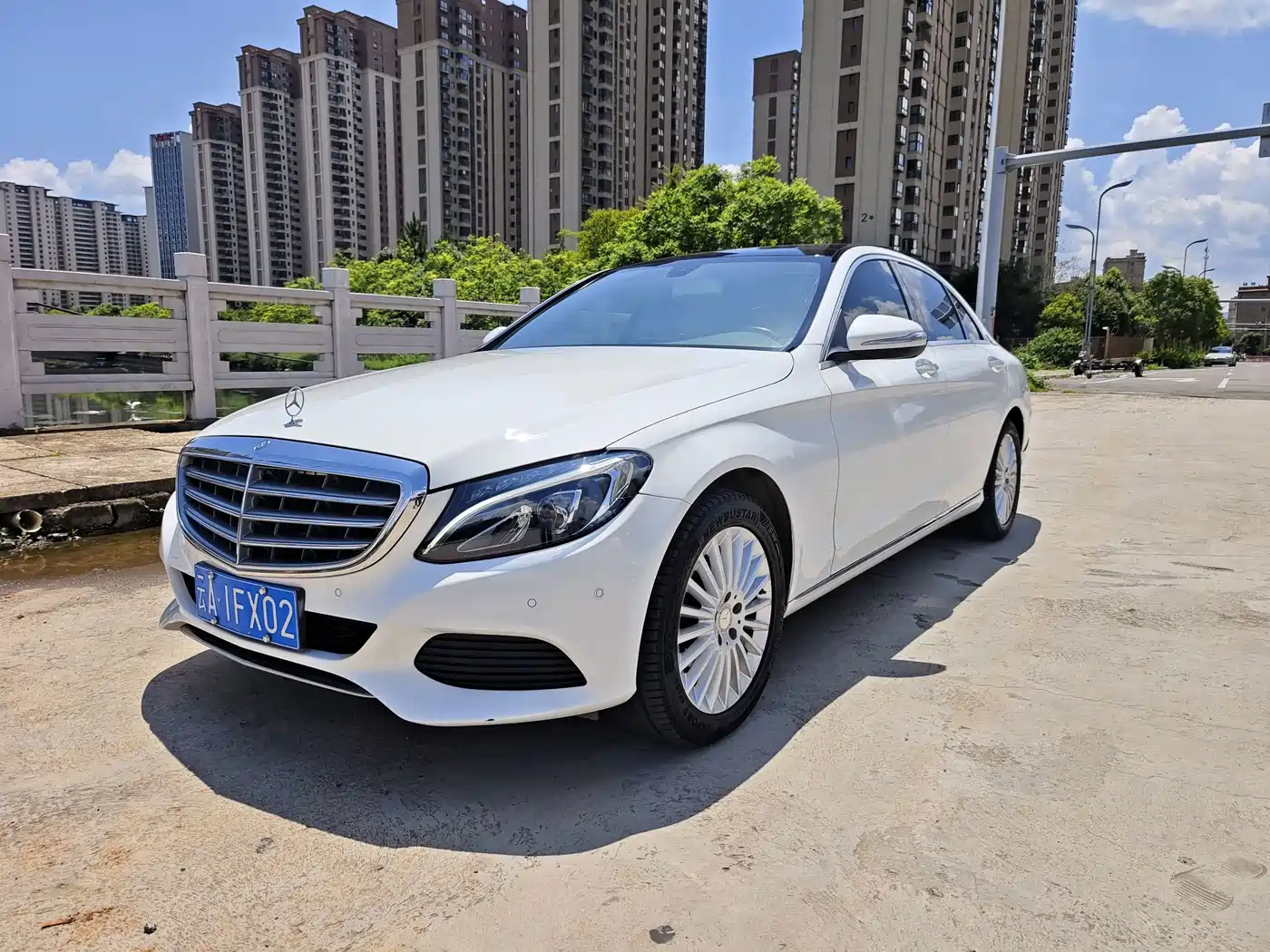 Mercedes-Benz C-Class 2015 2015 Facelift C 200 L