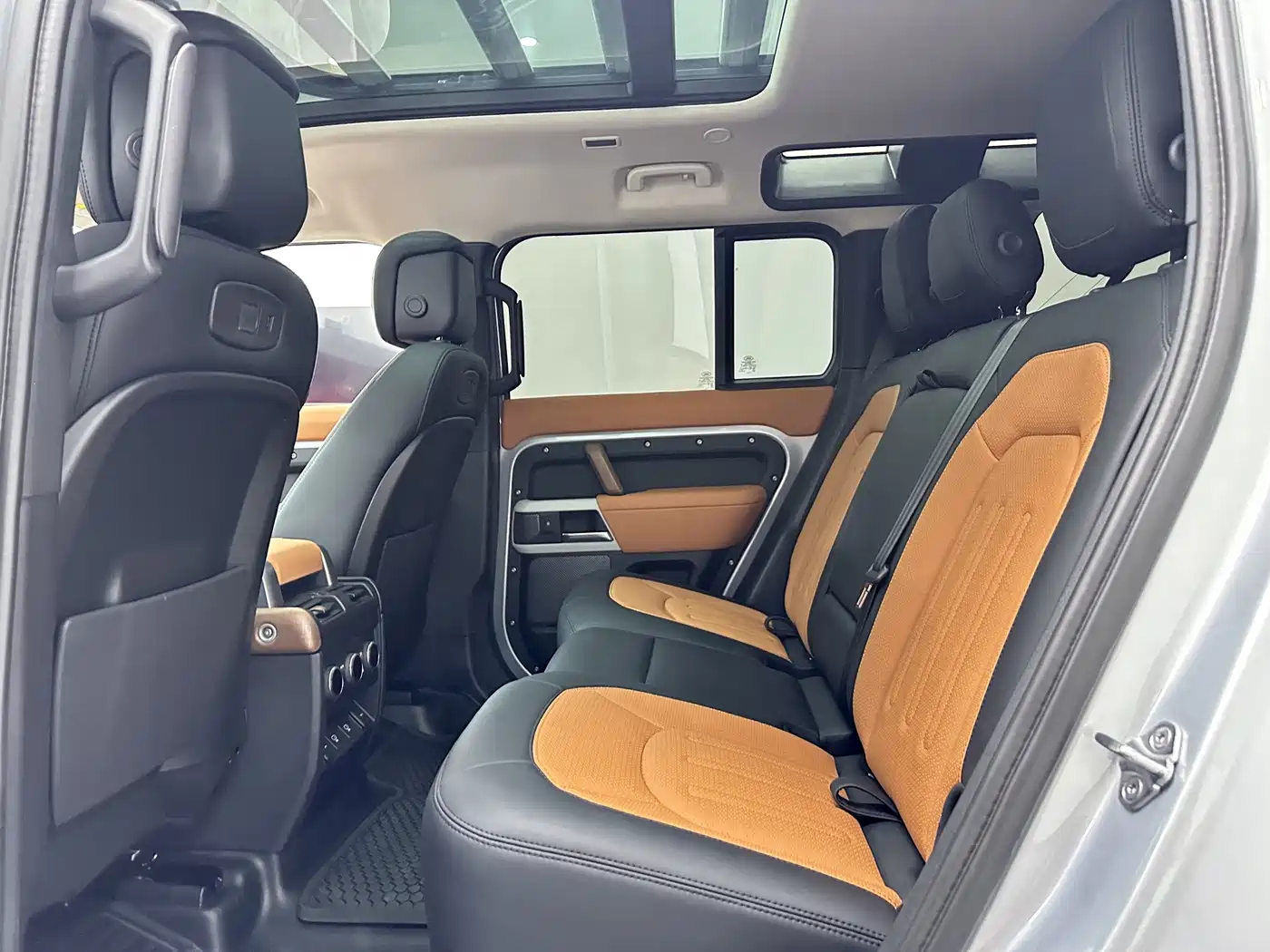 Land Rover Defender 2021 2022 110 P400 Dark Special Edition