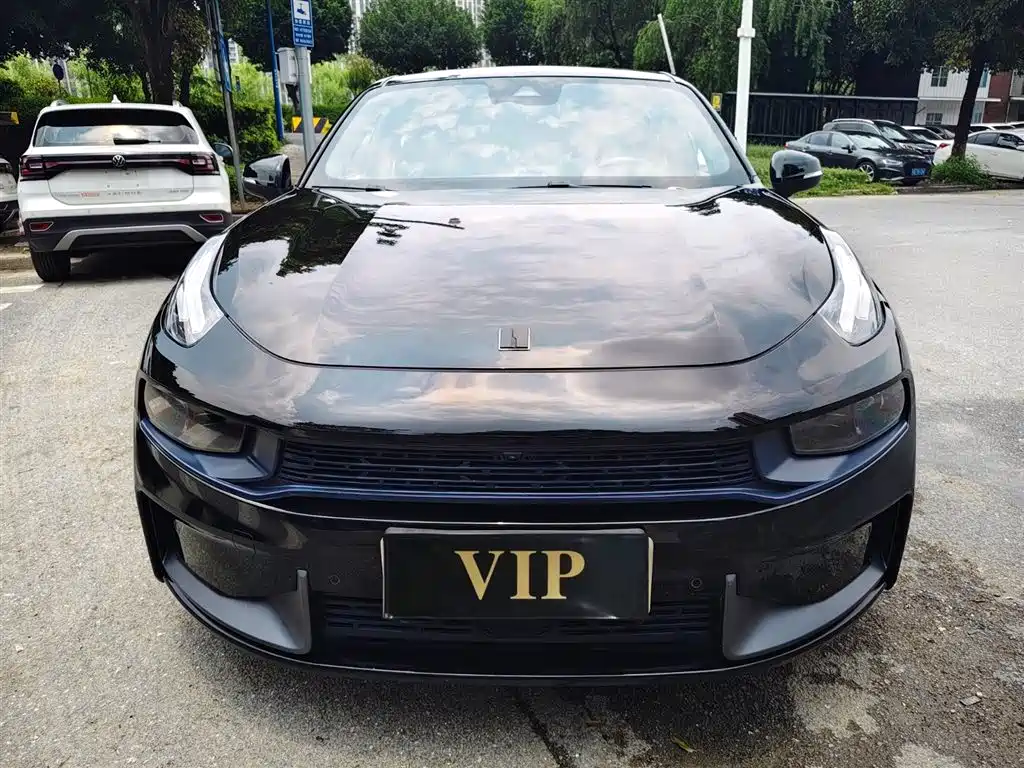 Lynk & Co 03 2019 1.5TD DCT Power Edition China VI фото 2