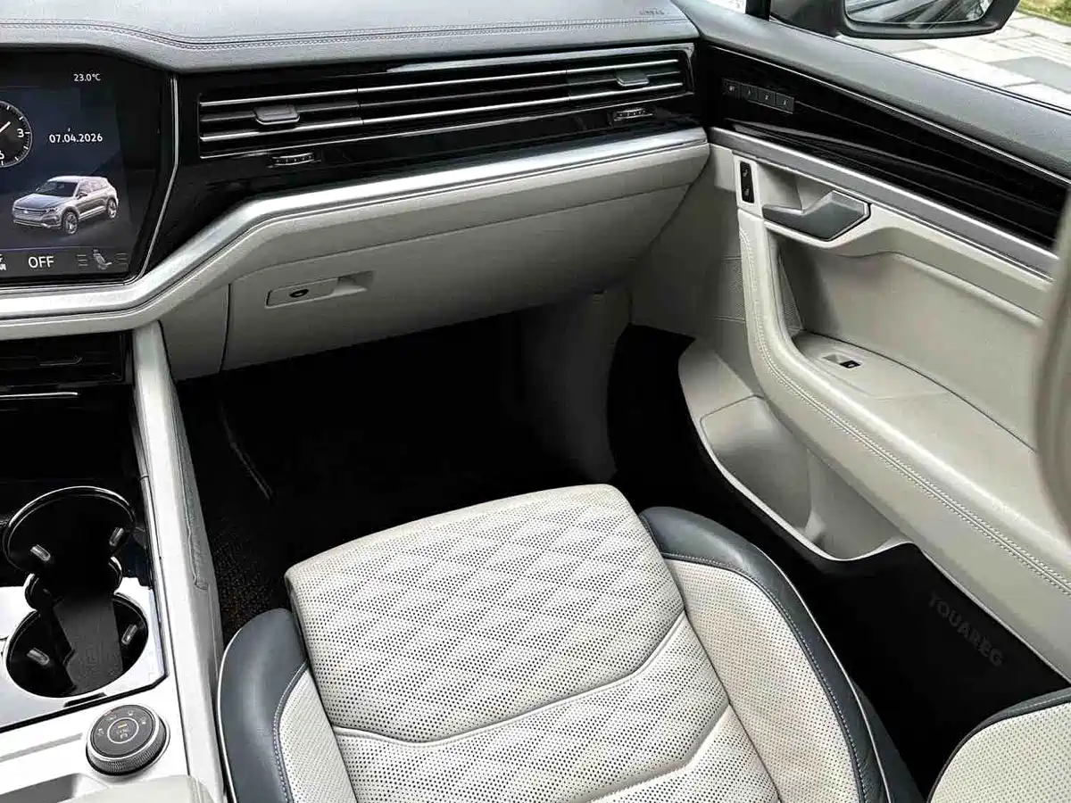 Volkswagen Touareg 2019 3.0TSI Sharp Intelligence Edition China VI фото 11