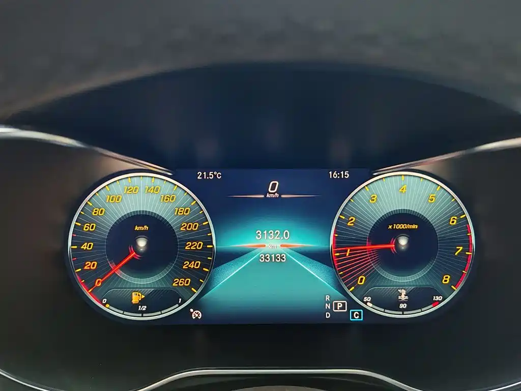 Mercedes-Benz GLC 2022 Facelift GLC 300 L 4MATIC Dynamic Collector's Edition фото 10