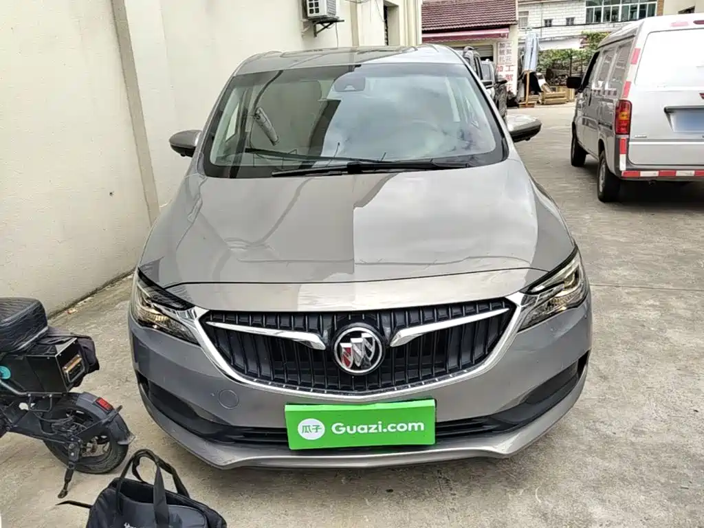 Фото 3 - Buick GL6