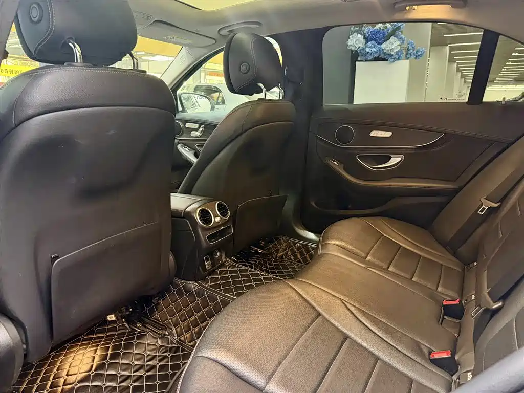 Mercedes-Benz C-Class 2020 Facelift C 260 L Sport фото 11