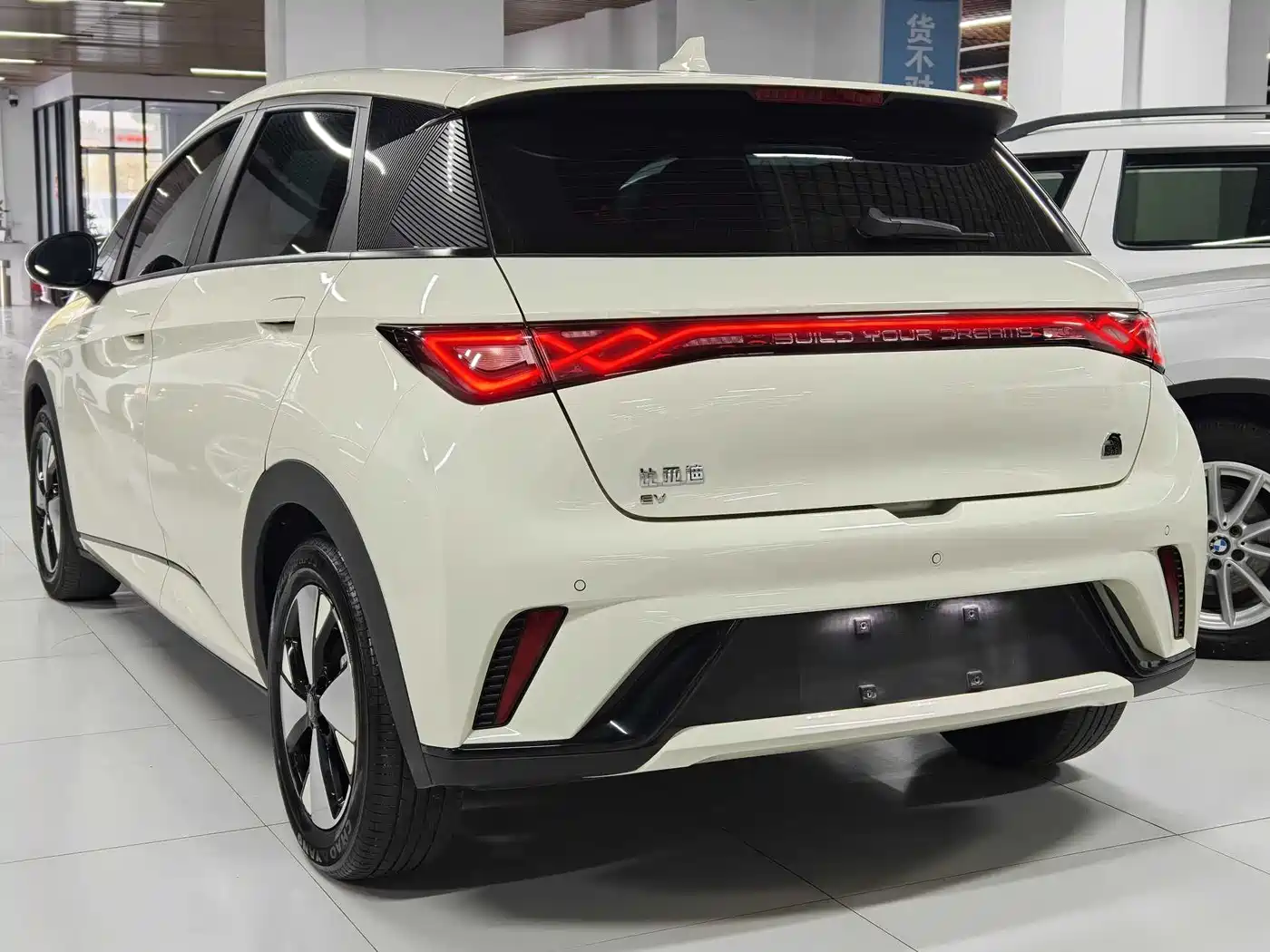 BYD Dolphin 2023 420km Fashion Edition фото 4