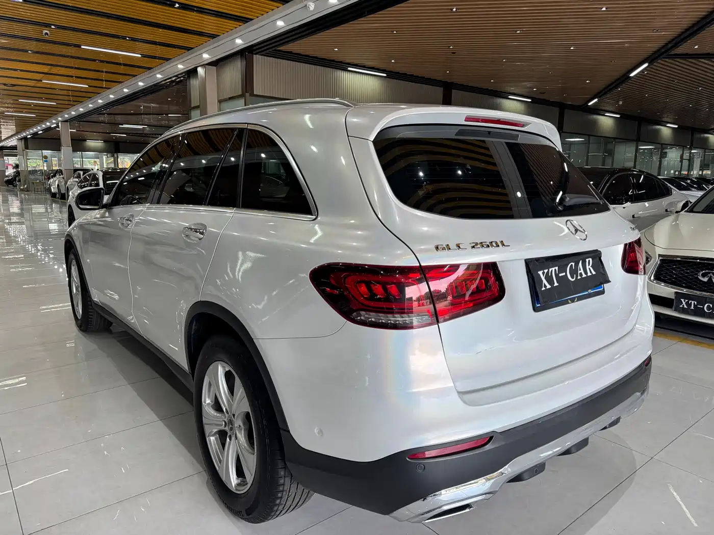 Mercedes-Benz GLC 2020 Facelift GLC 260 L 4MATIC Dynamic фото 11