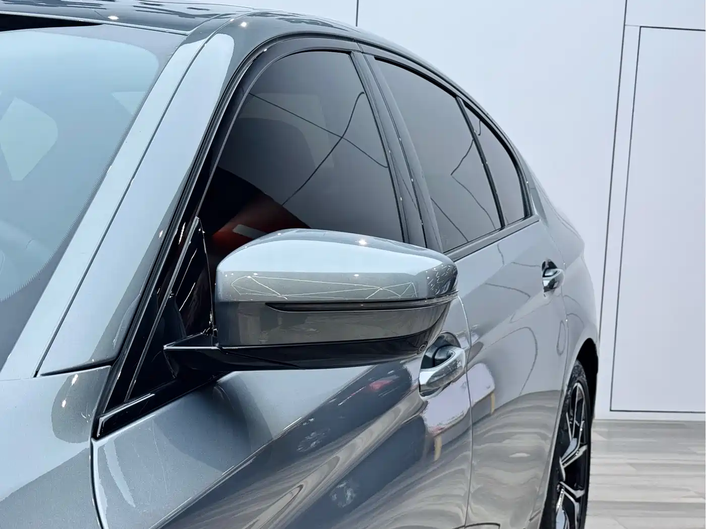 BMW 5 Series (Import) 2022 Model Second Facelift 530i Style Edition M Sport Package фото 32
