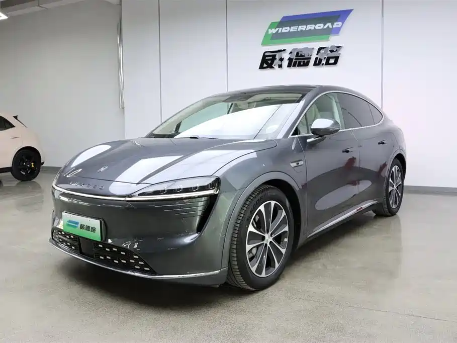 Zhijie Luxeed R7 2025 Extended Range 251km Pro