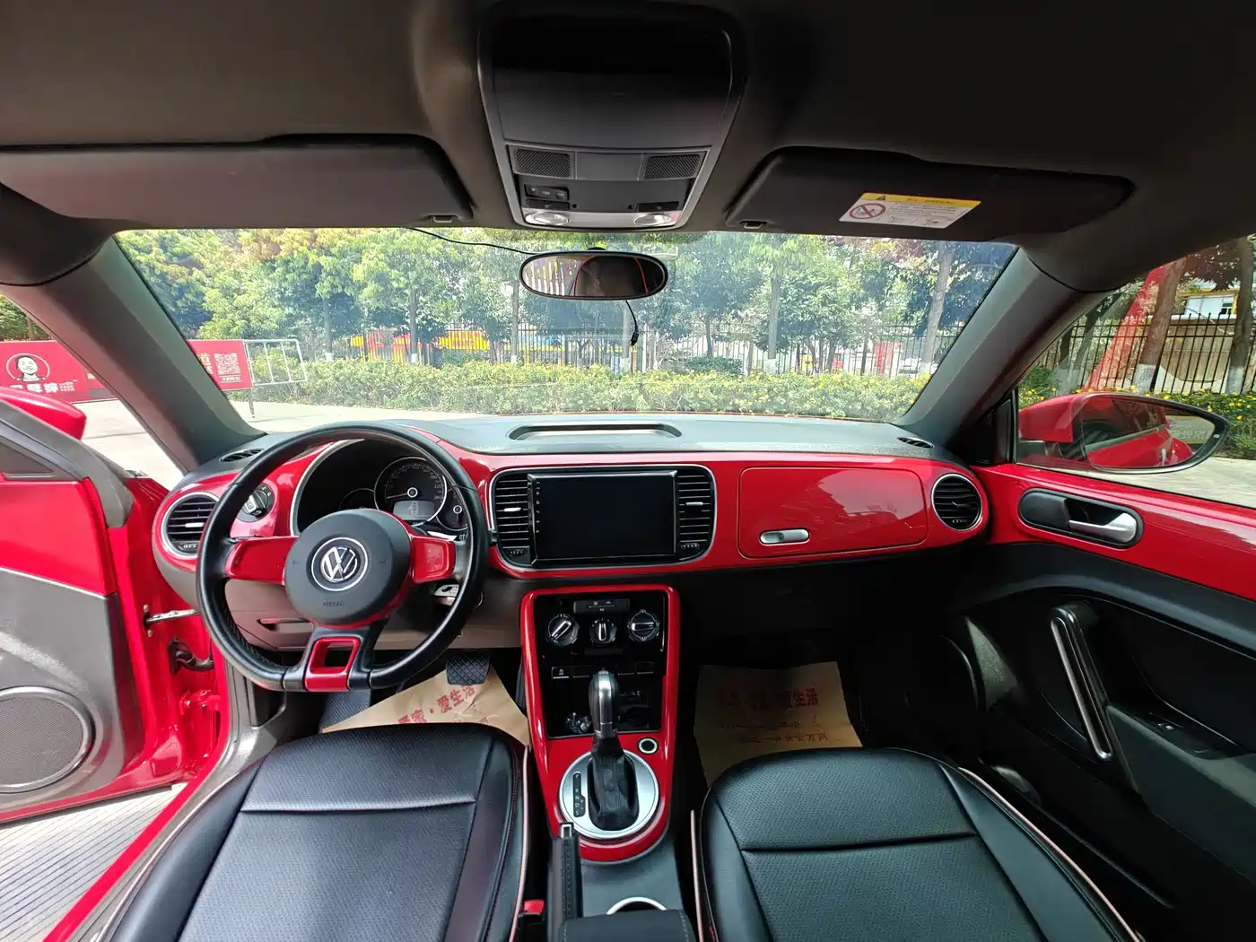Volkswagen Beetle 2017 180TSI Enjoy фото 7