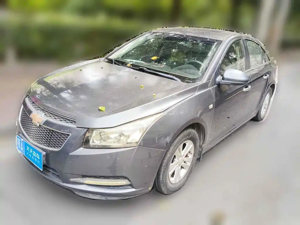 Chevrolet Cruze 2013 2012 1.6L SL Heaven & Earth Edition AT