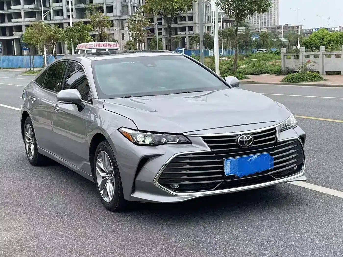 Toyota Avalon 2019 2.0L Luxury Edition (China VI) фото 3