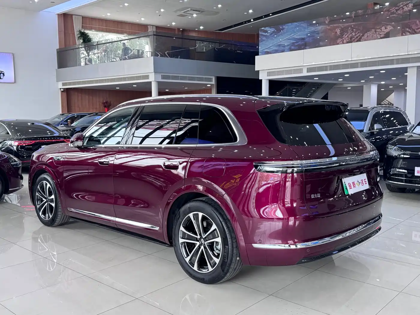 AITO Wenjie AITO M7 2026 Extended Range Ultra AWD 5-Seater фото 16