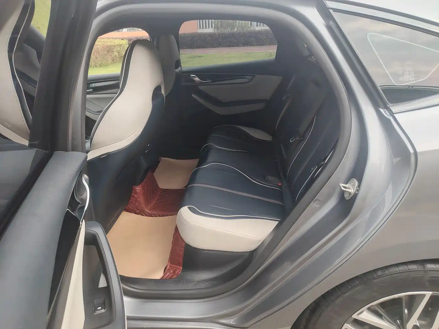BYD Qin PLUS 2021 DM-i 55KM Flagship фото 12