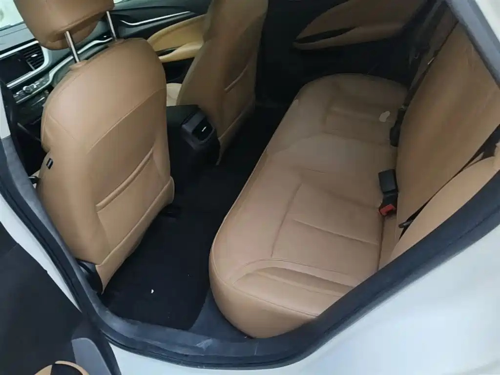 Buick Excelle 2018 18T Automatic Flagship фото 17