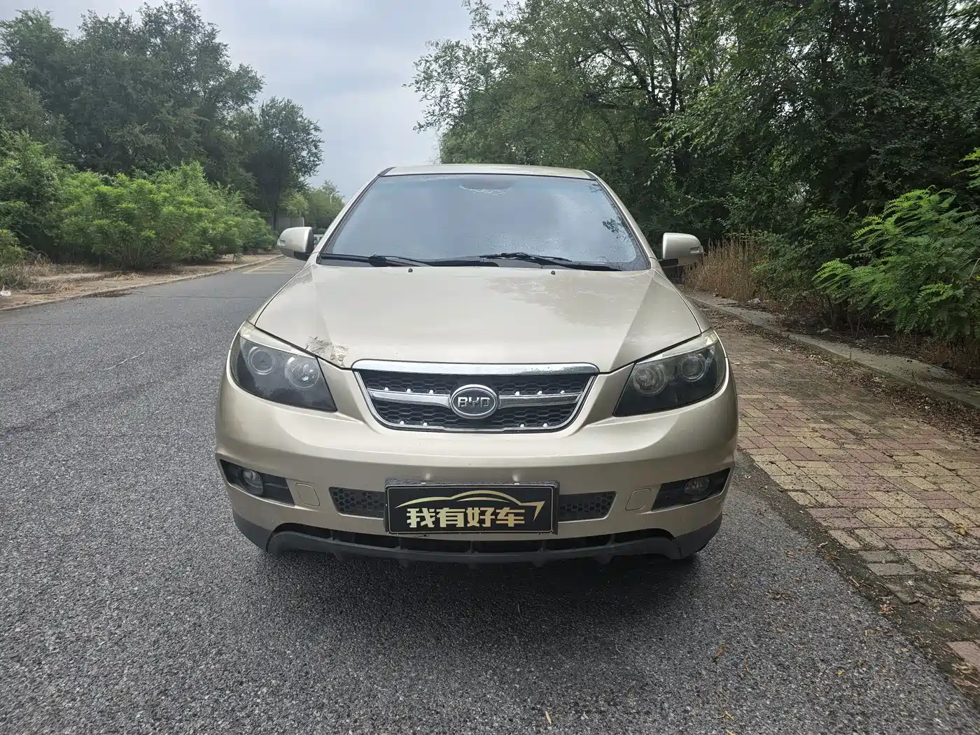 BYD S6 2014 2014 Model 2.0L Manual Luxury 5-Seater