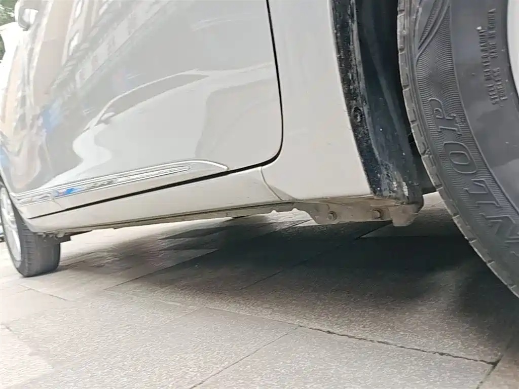 Toyota Corolla 2014 1.6L CVT GL-i фото 21