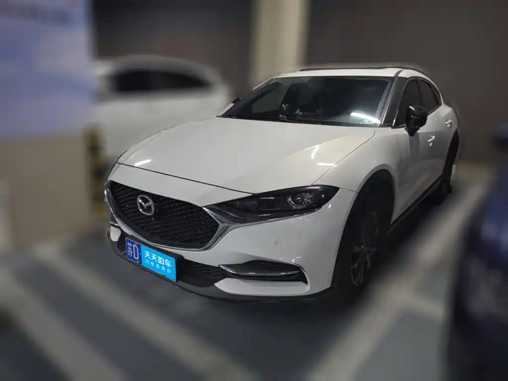 Photo 1 - Mazda CX-4