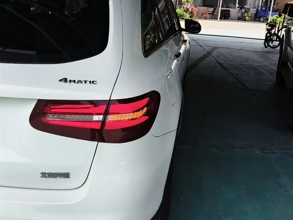 Mercedes-Benz GLC 2019 Facelift GLC 260 L 4MATIC Luxury фото 8