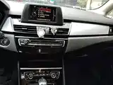 Photo 10 - BMW 2 Series Touring