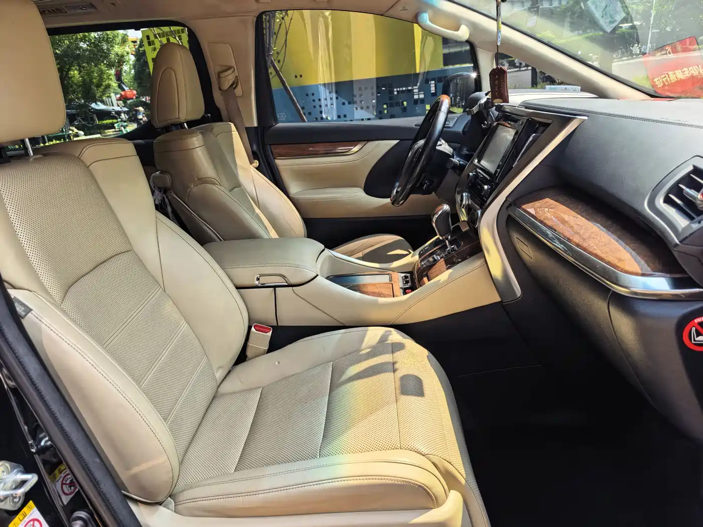 Toyota Alphard 2018 3.5L Premium фото 6