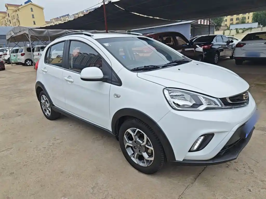 Geely Yuanjing X1 2018 2017 1.3L Auto Fun Edition