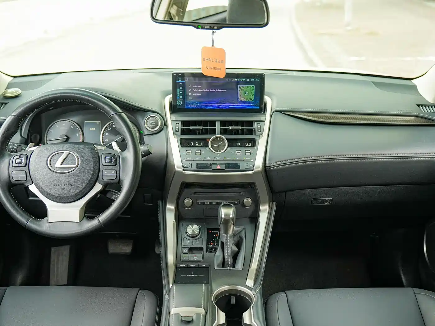 Lexus NX 2018 Model 300 FWD Fengxing Edition фото 13