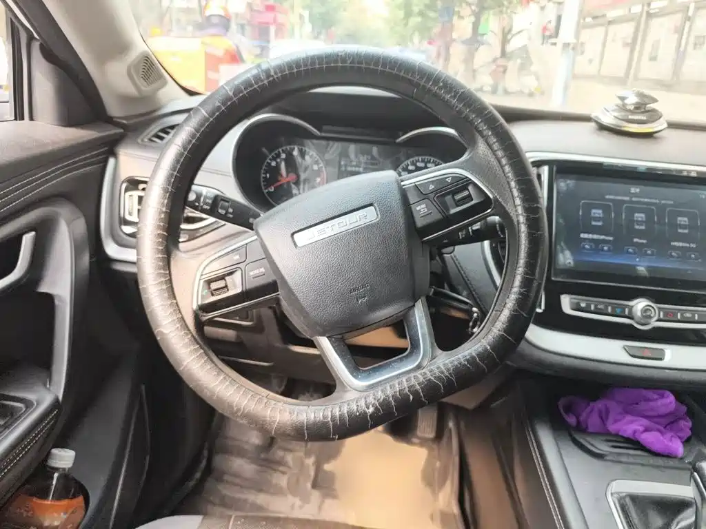Jetour X70M 2021 2021 1.5T Manual Urban Partner 7-seater
